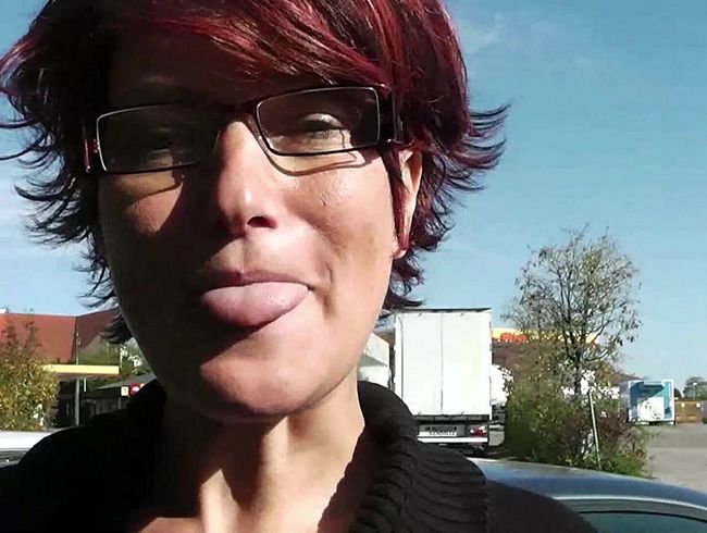 Cum Swallow - Extrem Public
